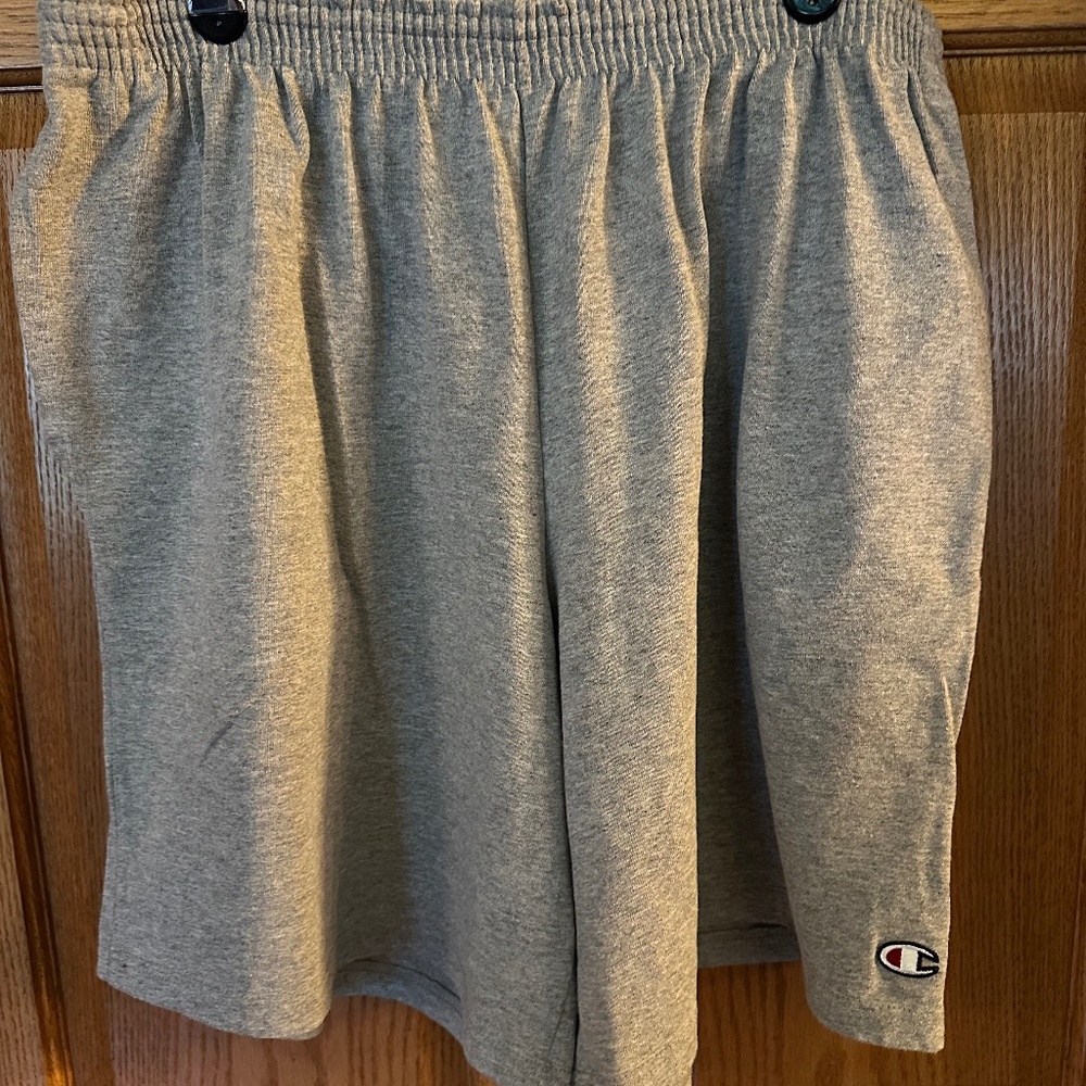 Men's Champion Lightweight Gray Drawstring Shorts.  Size XL.